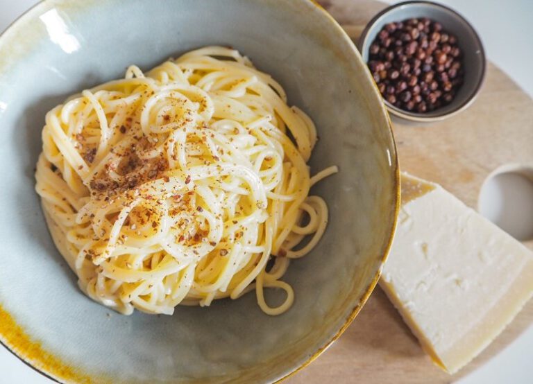 Nicht Nachmachen Bbc Rezept Für Cacio E Pepe Löst Empörung In Italien Bbc Verändert Cacio E Pepe Rezept Mit Butter Und Parmesan - ohxqqbz